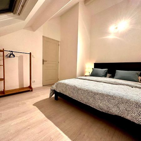La Little House De Dinant - Esc'Appart Екстер'єр фото