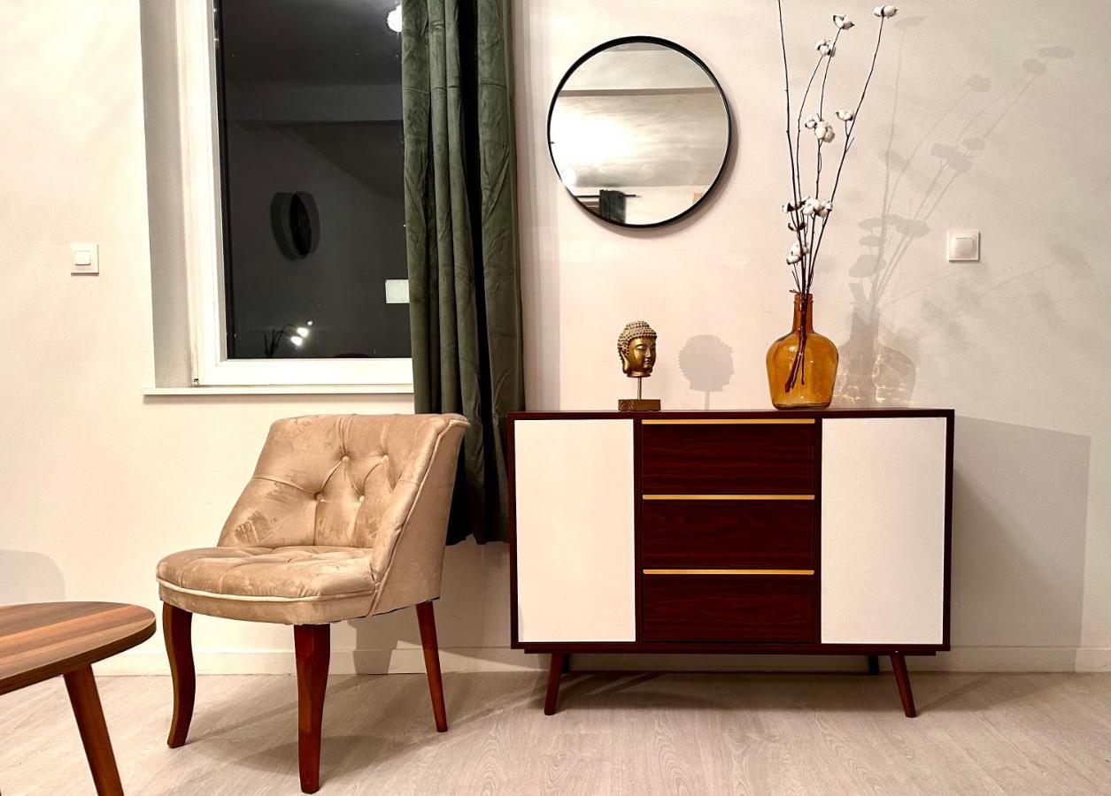 La Little House De Dinant - Esc'Appart Екстер'єр фото