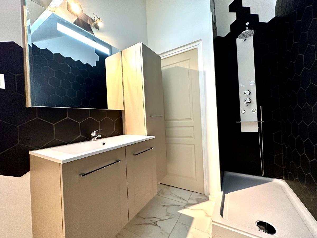 La Little House De Dinant - Esc'Appart Екстер'єр фото