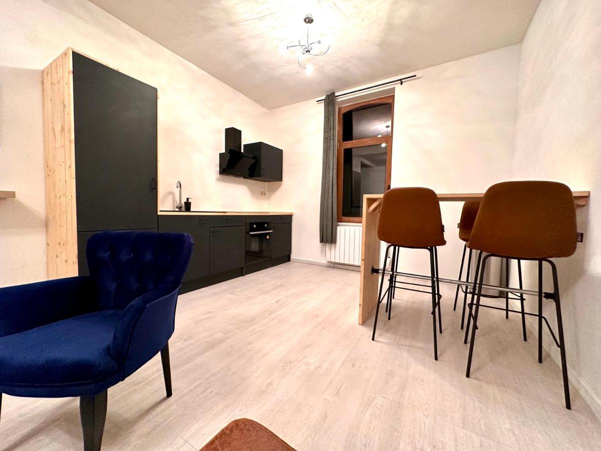 La Little House De Dinant - Esc'Appart Екстер'єр фото